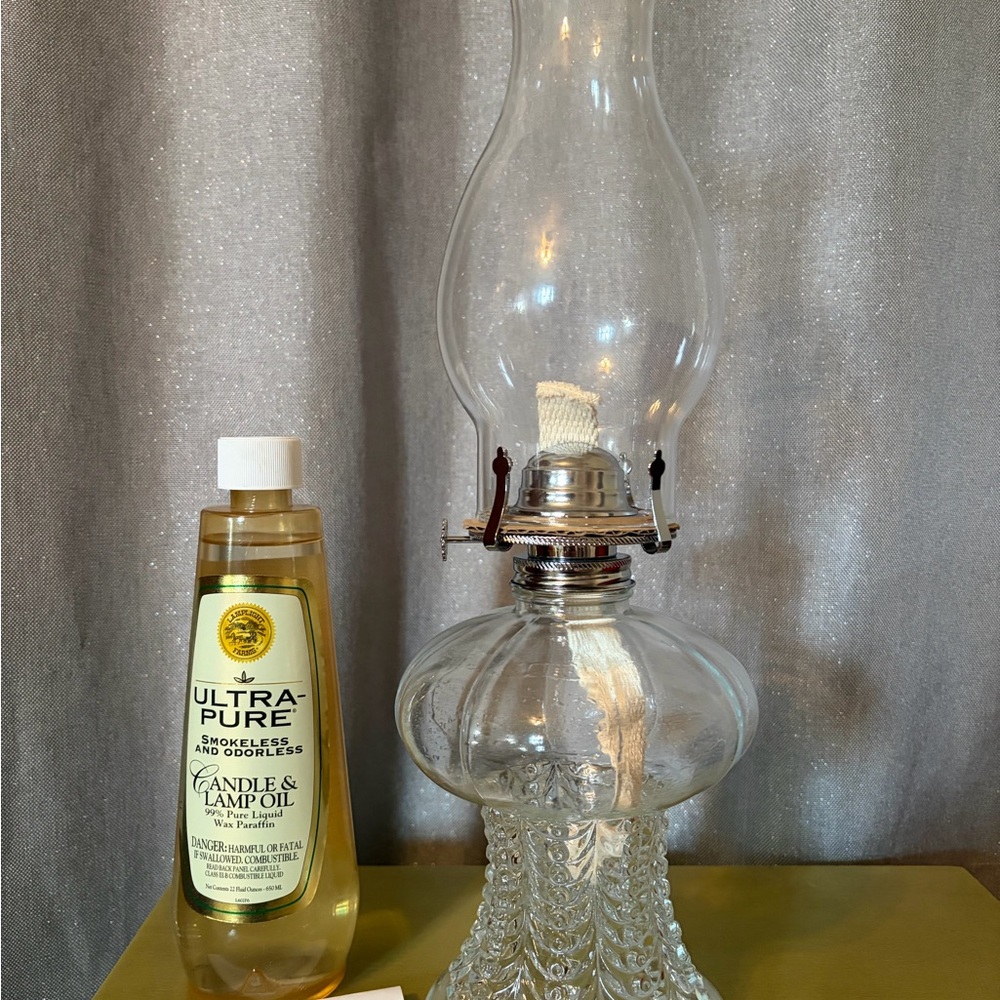 NIB Lamplight Farms Vintage Glass Oil Lamp with Ultra-Pure Lamp Oil